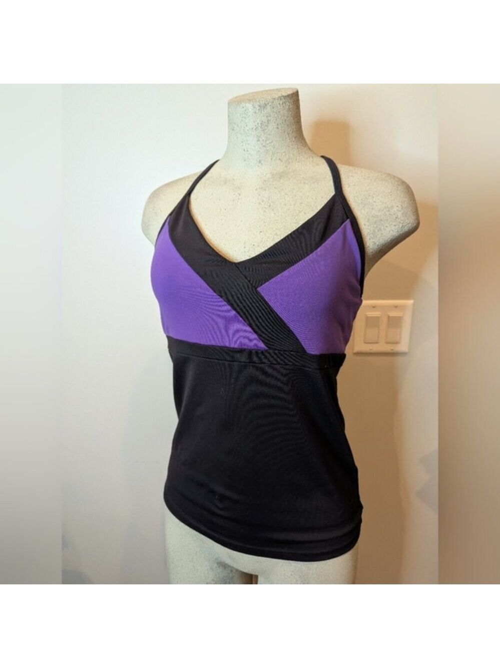 Echo Rain Active Tank With Bra, Purple & Black Made in Canada Sz M